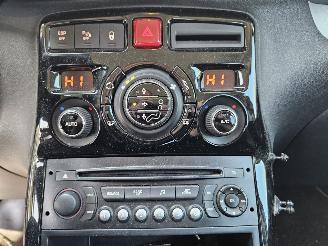 Citroën C3 picasso 1.6 16V VTI 120 MPV  Benzine 1.598cc 88kW (120pk) FWD picture 13