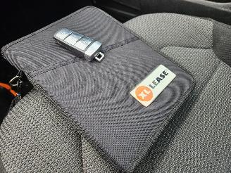 Volkswagen Passat 1.6 TDI 16V Bluemotion Combi/o  Diesel 1.598cc 77kW (105pk) FWD picture 14