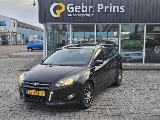 Unfallwagen Ford Focus 1.6 TDCi ECOnetic Combi/o  Diesel 1.560cc 77kW (105pk) FWD 2013/1