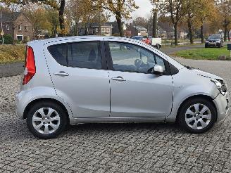 Opel Agila 1.2 16V MPV  Benzine 1.242cc 63kW (86pk) FWD picture 6