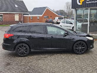 Ford Focus 1.0 Ti-VCT EcoBoost 12V 125 Combi/o  Benzine 998cc 92kW (125pk) FWD picture 7