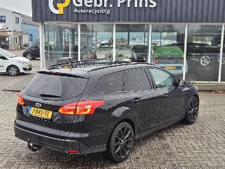 Auto incidentate Ford Focus 1.0 Ti-VCT EcoBoost 12V 125 Combi/o  Benzine 998cc 92kW (125pk) FWD 2015/3