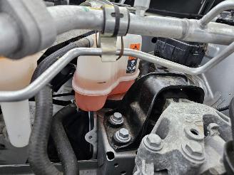 Renault Kadjar 1.2 Energy TCE 130 SUV  Benzine 1.197cc 96kW (131pk) FWD picture 10