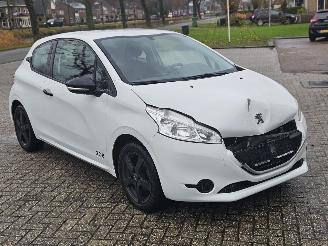 Peugeot 208 1.0 Vti 12V PureTech Hatchback  Benzine 999cc 50kW (68pk) FWD picture 7