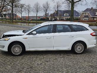 Ford Mondeo 1.6 Ti 16V Combi/o  Benzine 1.596cc 92kW (125pk) FWD picture 4
