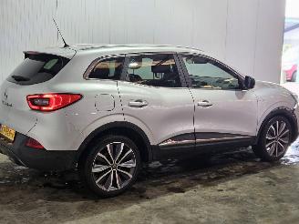 skadebil auto Renault Kadjar 1.2 Energy TCE 130 SUV  Benzine 1.197cc 96kW (131pk) FWD 2016/12