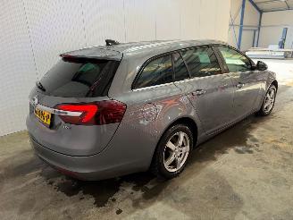 Schadeauto Opel Insignia SPORTS TOURER 1.6 CDTI 16V Combi/o  Diesel 1.598cc 100kW (136pk) FWD 2015/6