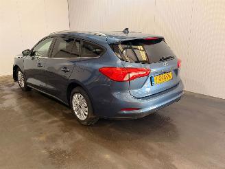 krockskadad bil auto Ford Focus 1.0 EcoBoost 12V Hybrid 125 Combi/o  Elektrisch Benzine 999cc 92kW (125pk) FWD 2020/9