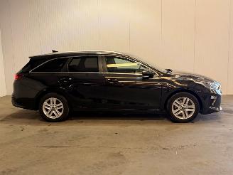 Kia Ceed 1.0 T-GDi DynamicLine picture 2