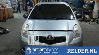 Toyota Yaris Yaris II (P9), Hatchback, 2005 / 2014 1.0 12V VVT-i picture 6