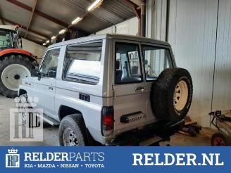 Uttjänta bilar auto Toyota Landcruiser Land Cruiser (J7), Terreinwagen, 1984 2.4 TD 1987/6