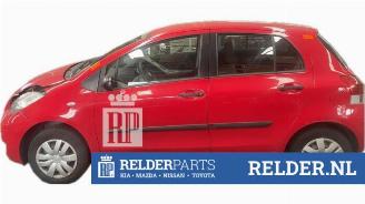 Toyota Yaris Yaris II (P9), Hatchback, 2005 / 2014 1.0 12V VVT-i picture 3