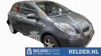 Toyota Yaris Yaris II (P9), Hatchback, 2005 / 2014 1.33 16V Dual VVT-I picture 8