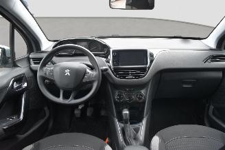 Peugeot 208 1.2 VVTI picture 12