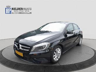 krockskadad bil auto Mercedes A-klasse 180 2015/7