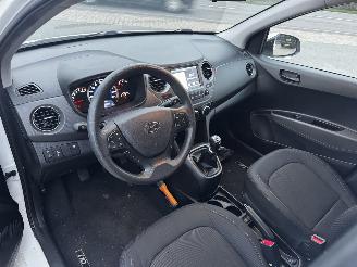 Hyundai I-10 1.0i cool navi picture 14