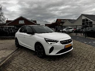 skadebil auto Opel Corsa-E Elegance 50 kWh Bi-tone 1999/12