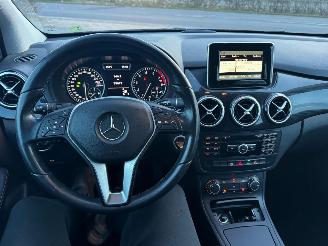 Mercedes B-klasse 180 Ambition | 55.872 KM !! 1e eigenaar! picture 15