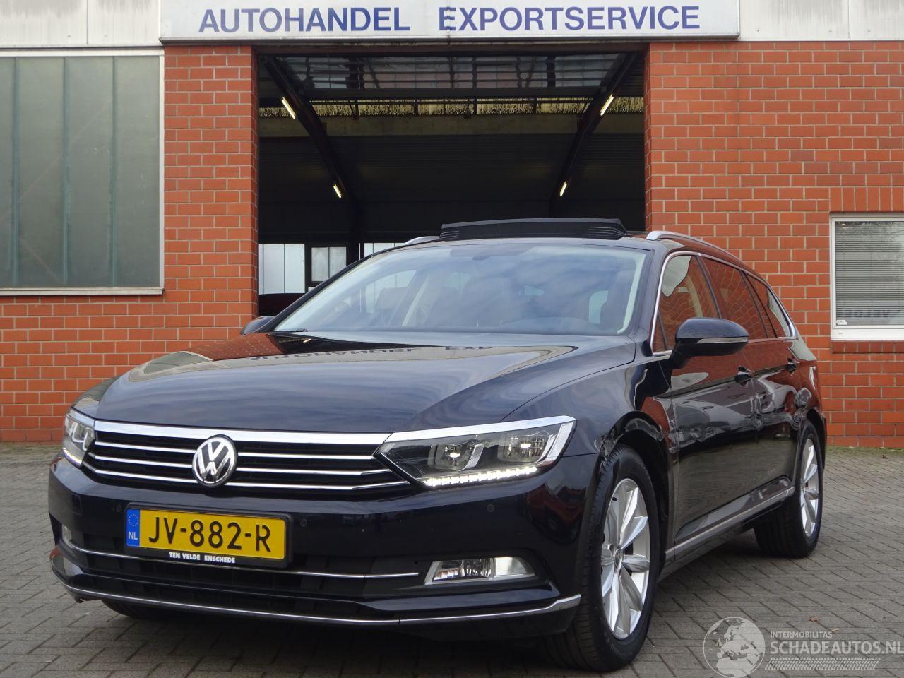 Volkswagen Passat Variant 1.6 TDI Highline, Panorama, Leer/alca, DAB+, Navi, 3 zone Airco