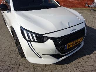 Peugeot 208 1.2 PureTech GT Pack Autom.,Panorama, Leer, Navi, DAB+, Camera picture 8