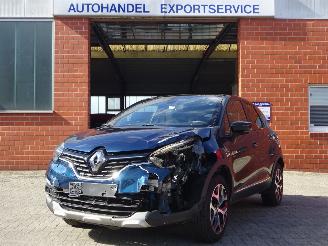 Damaged car Renault Captur Intens 1.2i 87kw, Airco, Cruise, Navi, PDC, No Papers ! 2018/5