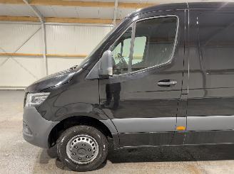 Mercedes Sprinter 317CDI 125kW Aut DUBBELLUCHT Clima RWD L2H2 picture 13