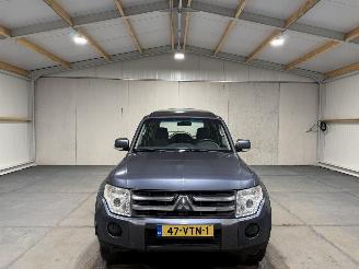 Mitsubishi Pajero 3.2 DI-D 125kW Automaat Airco Invite High Roof picture 4