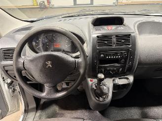 Peugeot Expert 2.0HDI 94kW Airco L2H2 picture 14