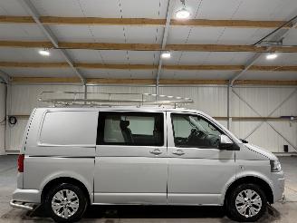 krockskadad bil bedrijf Volkswagen Transporter 2.0TDI 84kW BM DC Airco 2014/1