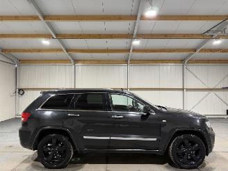Damaged car Jeep Grand-cherokee 3.0CRD 177kW Luchtvering Automaat Overland 2012/3
