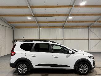 Damaged car Dacia Jogger 1.0TCE 81kW Expression 7Persoons 2023/5
