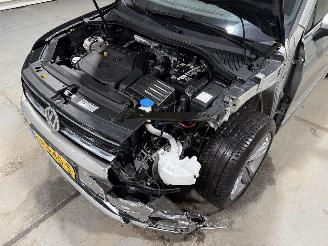 Volkswagen Tiguan 1.5TSI 110kW Automaat ACT Highline Business R picture 27