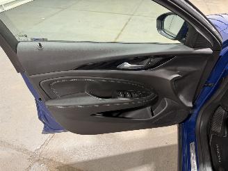 Opel Insignia 1.5Turbo 103kW Business Executive picture 38