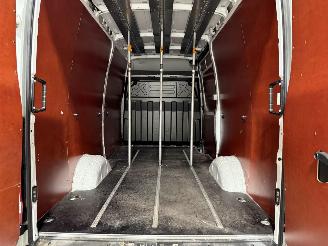 Iveco Daily 2.3D 115kW Automaat 352L H3 picture 17