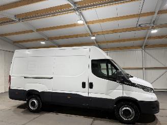 Iveco Daily 2.3D 115kW Automaat 352L H3 picture 2