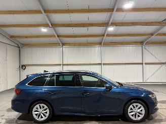 damaged passenger cars Skoda Octavia 1.0e-TSI 81kW Automaat Business Edition 2021/6