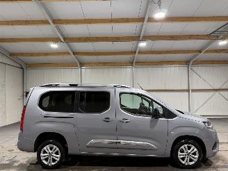 Vaurioauto  passenger cars Toyota ProAce CITY INVALIDE ROLSTOELAUTO  1.2Turbo 81kW Active Long 2022/9