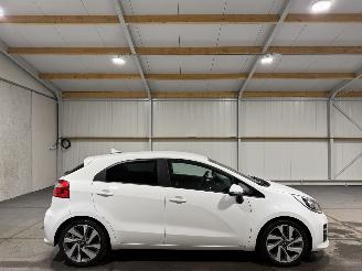 uszkodzony samochody osobowe Kia Rio 1.2CVVT 63kW Airco ExecutiveLine 2017/1