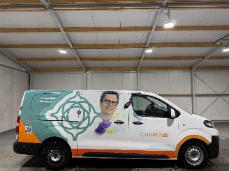 Avarii auto utilitare Citroën Jumpy 2.0BlueHDI 130kW Automaat Comfort XL S&S 2017/3