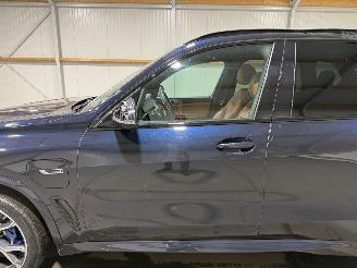 BMW X5 X-DRIVE45E 3.0 210kW Automaat Pano Executive picture 17