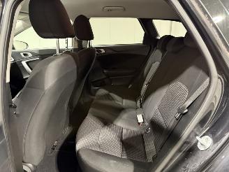 Kia Ceed 1.0T-GDi 88kW Dynamicline picture 29