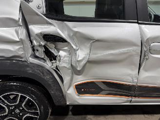 Dacia Spring 27kWh Comfort Plus 33kW picture 26