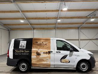 Schade bestelwagen Mercedes Vito 111CDI 84kW Koelwagen Airco Functional 2015/9