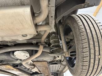 Suzuki Vitara 1.6 88kW Automaat High Executive Pano picture 29