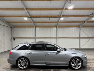 Vaurioauto  passenger cars Audi A6 avant 3.0TDI 150kW Automaat S Edition 2013/4