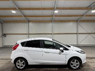Auto incidentate Ford Fiesta 1.25 44kW Limited 2012/3