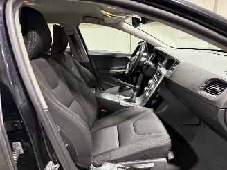 Volvo V-60 1.6T3 110kW Airco Ocean Race picture 23