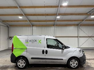 skadebil bedrijf Fiat Doblo 1.3 MJ 55kW L1H1 Actual 2015/10