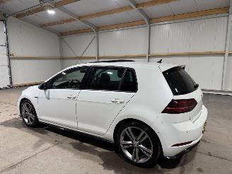Volkswagen Golf 1.5TSI 110kW Automaat Business R Pano Highline picture 11