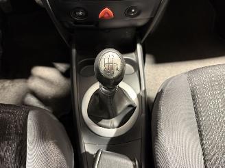 Renault Mégane 2.0 16V 99kW Airco Tech Line picture 25